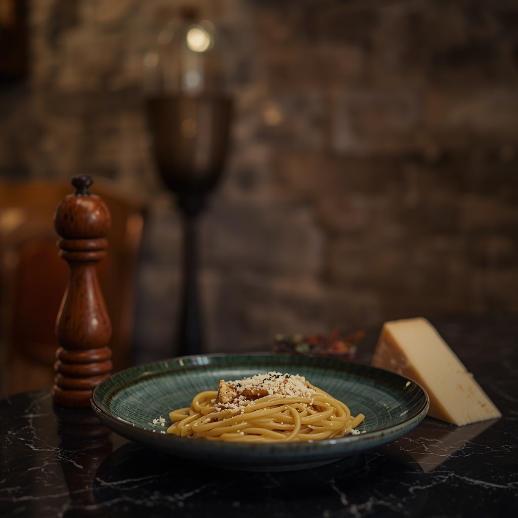 Spaghettoni Cheese and Black Pepper
